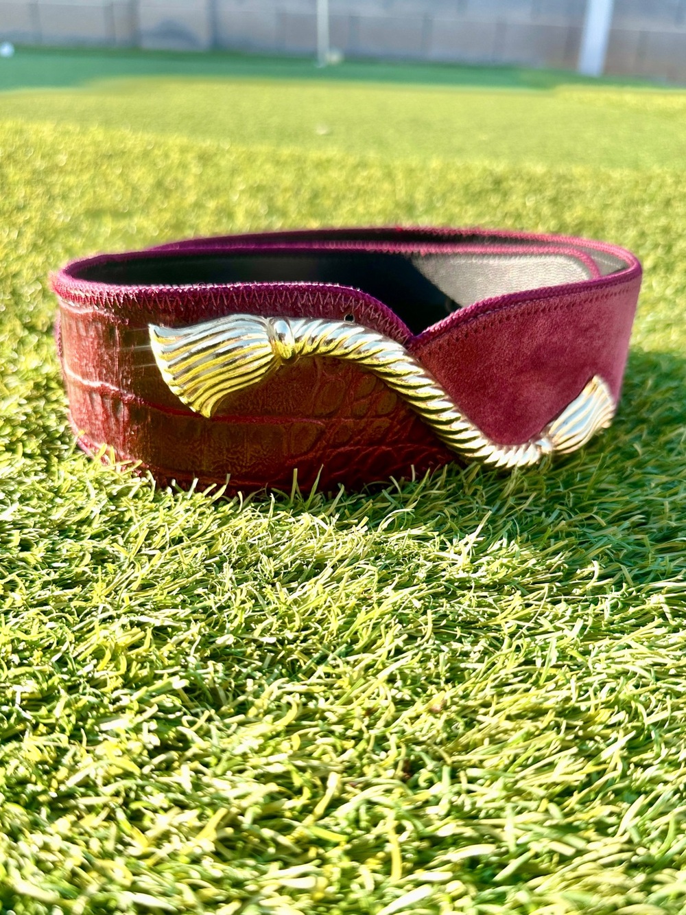LEATHER SHOP Vintage 80s Burgundy Suede Leather Statement Belt M